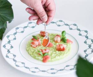 DaV Mare, Risotto cremoso al pesto, gamberi ed emulsione di pomodoro