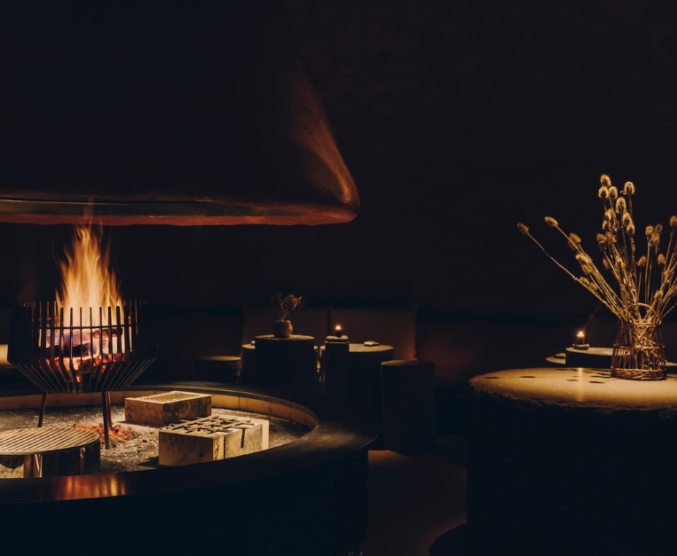 Yera, il ristorante nella grotta in Alto Adige