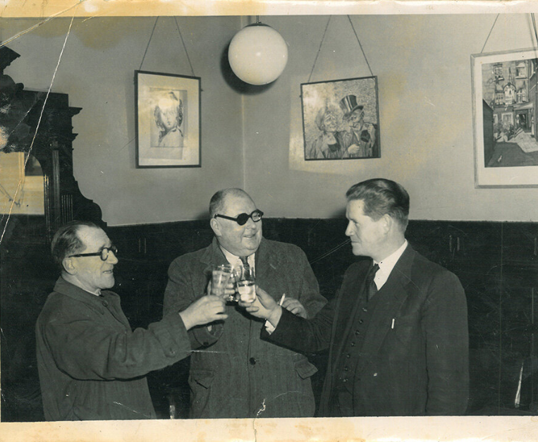harry-kernoff-palace-bar