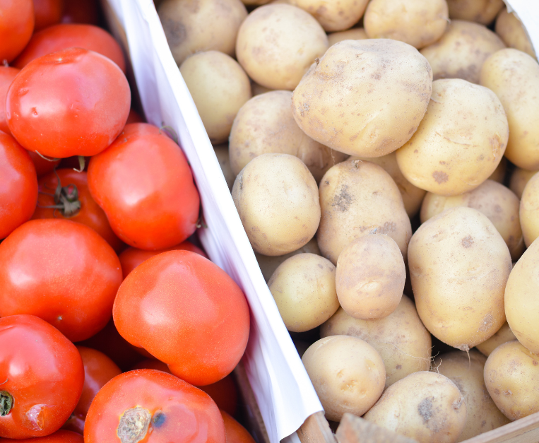 patate-origini-pomodori