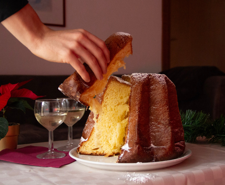 nato-prima-il-panettone-o-il-pandoro