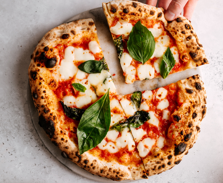 come-si-fa-la-pizza-napoletana-secondo-il-disciplinare