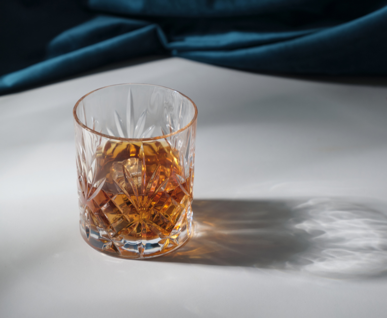 whisky-bottiglie-alluminio-sostenibilita-test-scozia