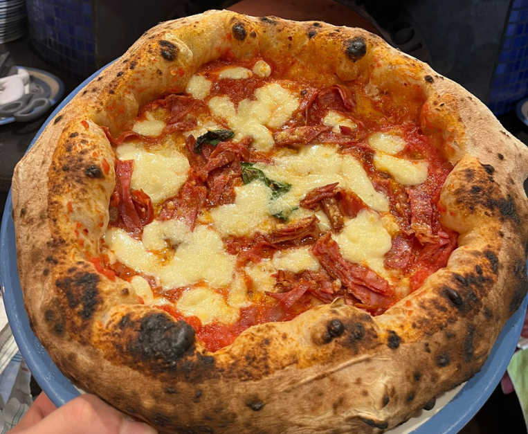 la-vittoria-pizzeria-napoletana-parigi-come-si-mangia