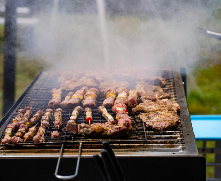 differenza-griglia-barbecue