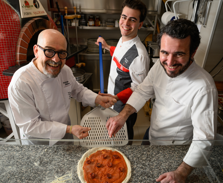 festa-del-papa-famiglie-ristorazione-ospitalita-italiana-o-scugnizzo-arezzo