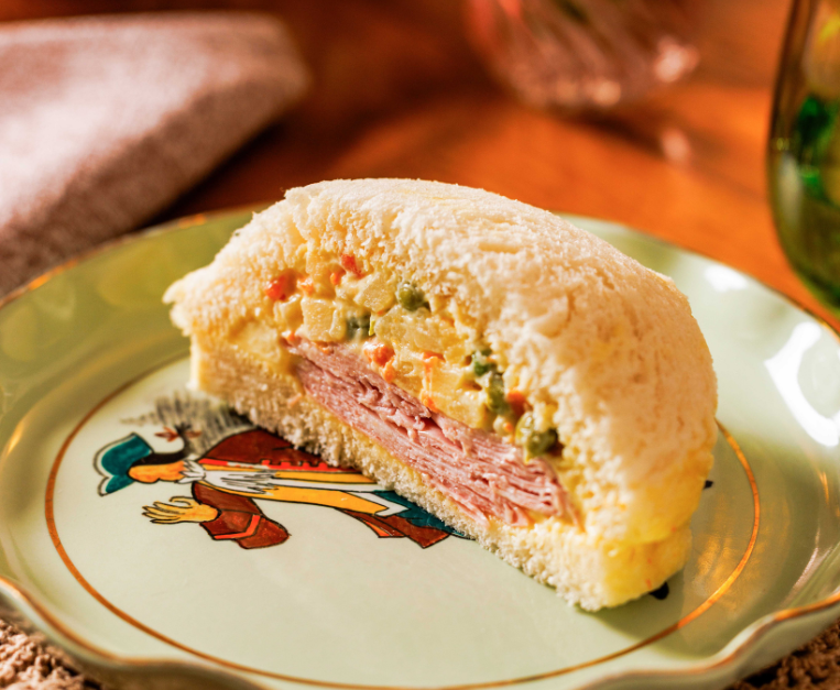 tramezzini-con-mortadella-e-insalata-russa-fatta-in-casa