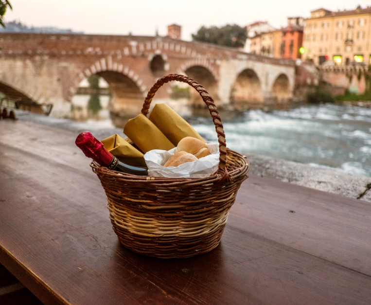 vinitaly-verona-migliori-wine-bar-enoteche-salumeria-gironda