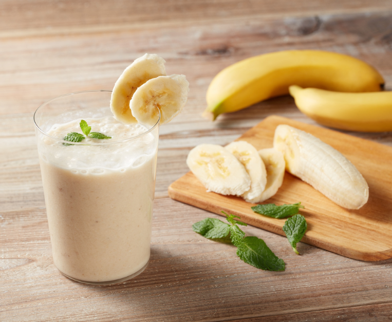 Four excellent banana liqueurs to try this summer • Food and Wine Italia Four excellent banana liqueurs to try this summer • Food and Wine Italia