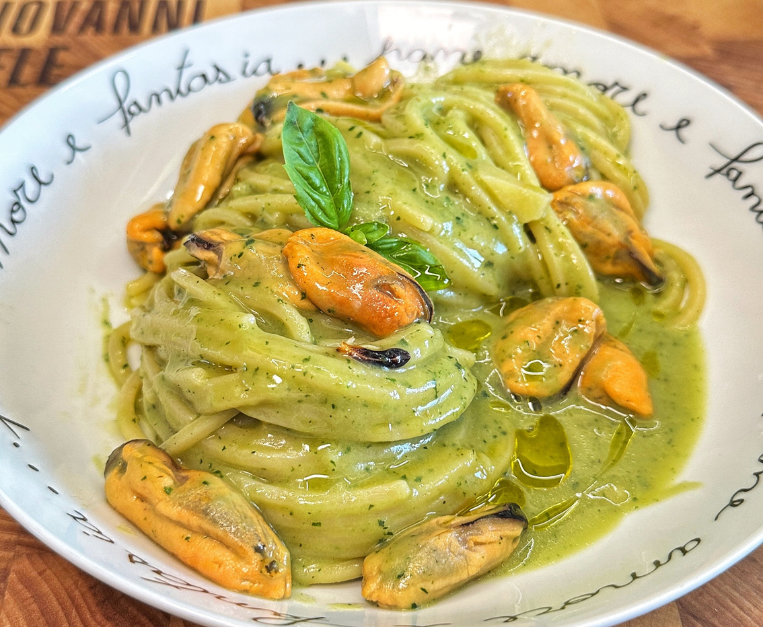 spaghetti-patate-cozze-giovanni-mele