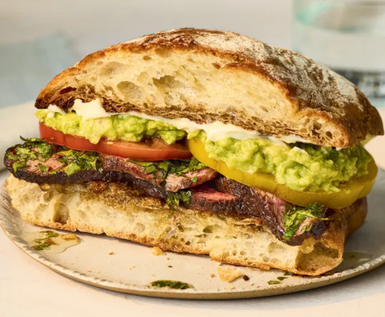 panino-con-picanha-grigliata-e-salsa-chimichurri