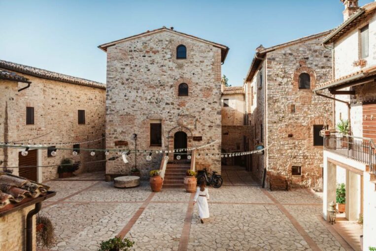 Borgo Petroro