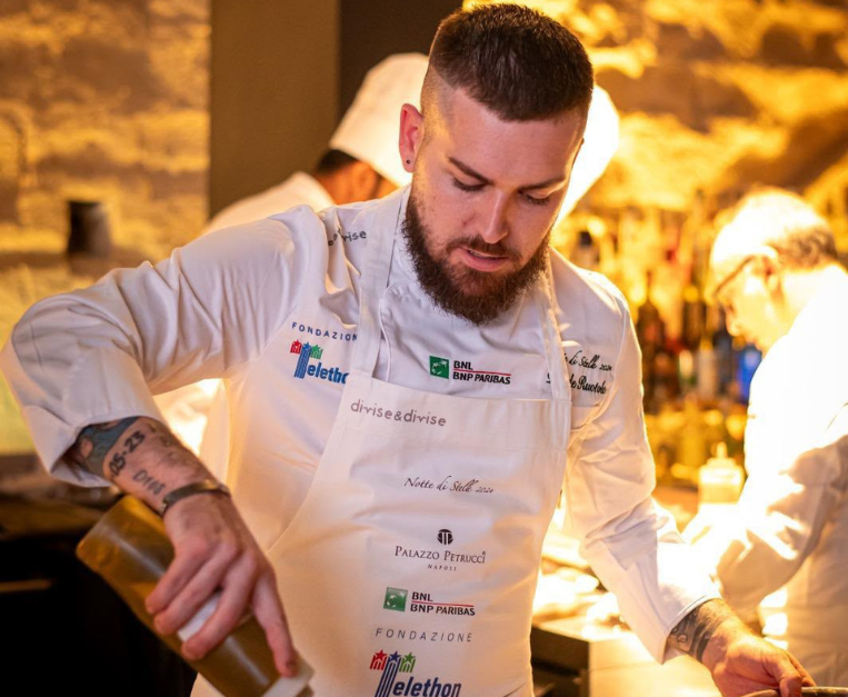palazzo-petrucci-pizzeria-napoli-recensione-davide-ruotolo