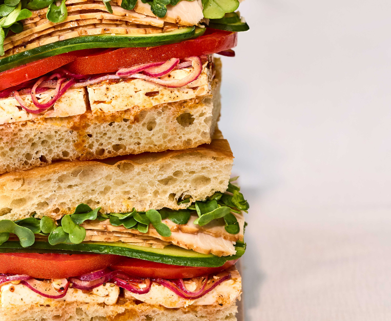 sandwich-con-feta-marinata