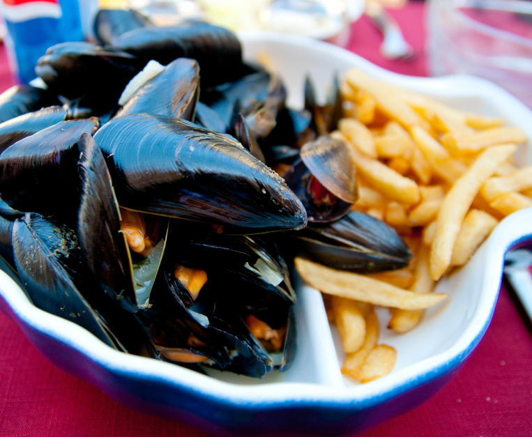 moules-frites-storia-cozze-patatine-fritte