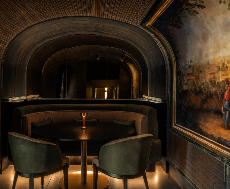 sala akira back rome
