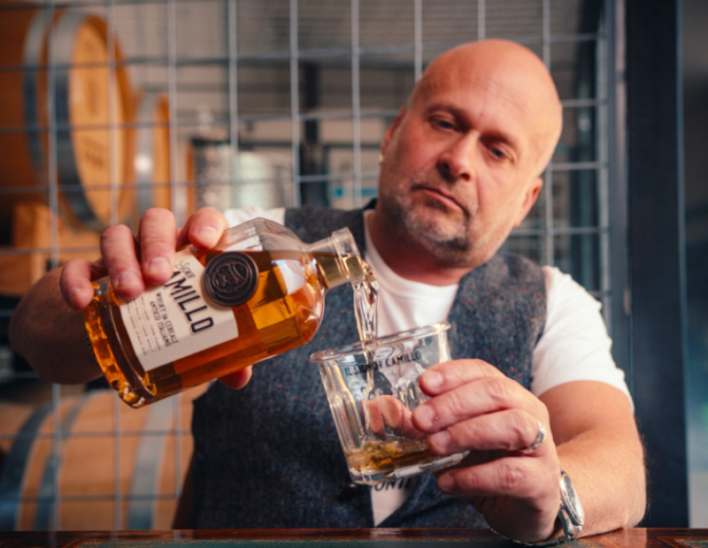 Diego Assandri, quinta generazione di una famiglia di mugnai-agricoltori e oggi master distiller
