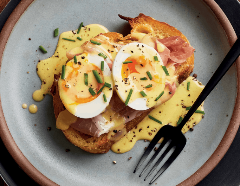 Eggs Benny Toast