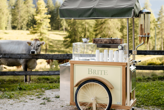 ElBrite a Cortina