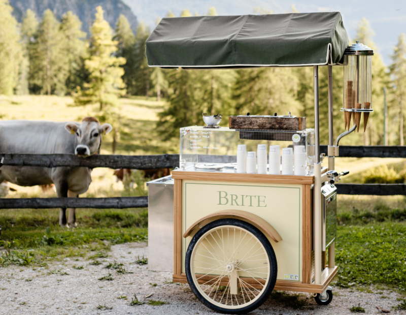 ElBrite a Cortina