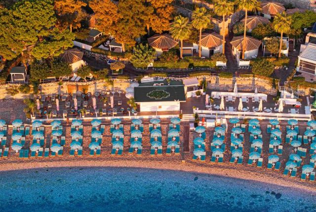 La spiaggia di La Plage Resort
