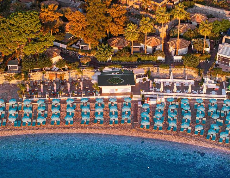 La spiaggia di La Plage Resort