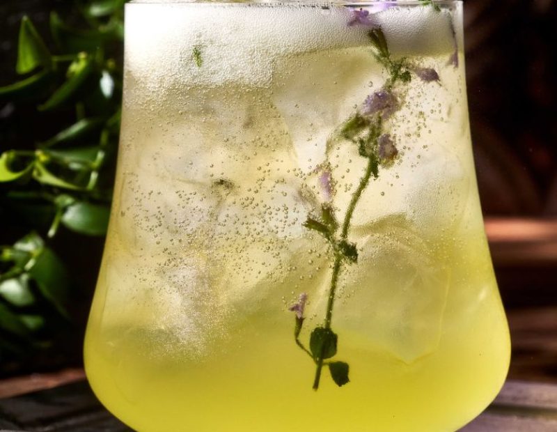 Limoncello Spritz