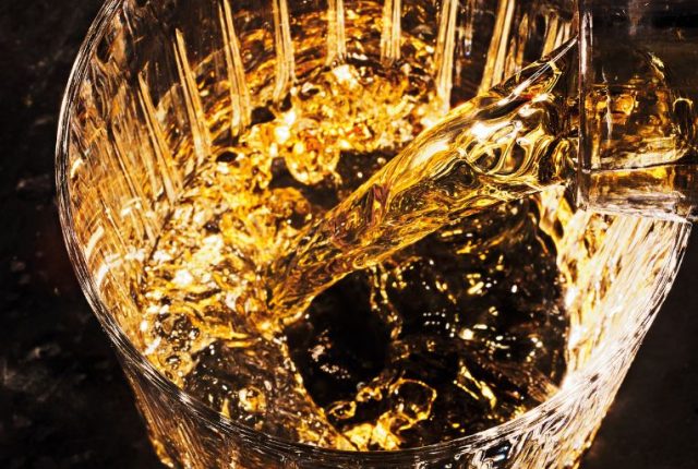 Il whiskey è il nuovo protagonista dei cocktail