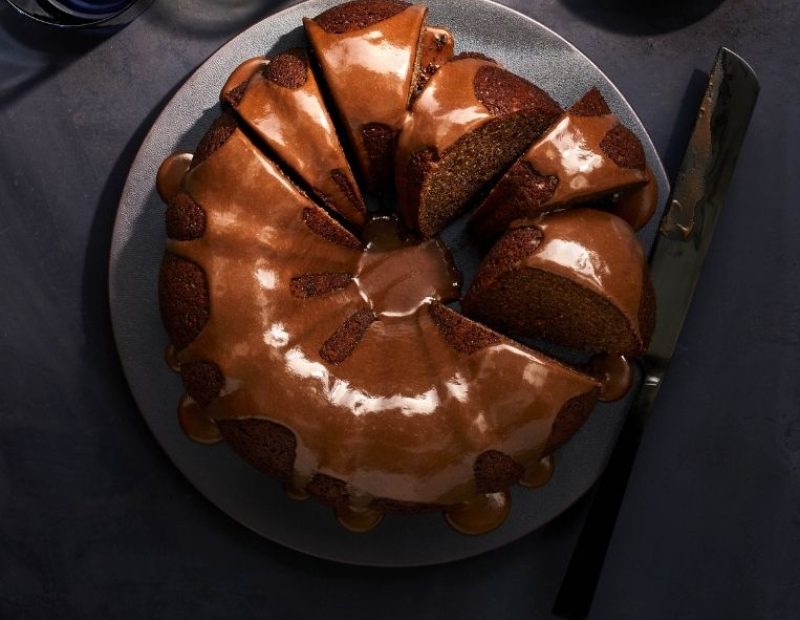 Mettete la cola dentro (e sopra) le vostre torte