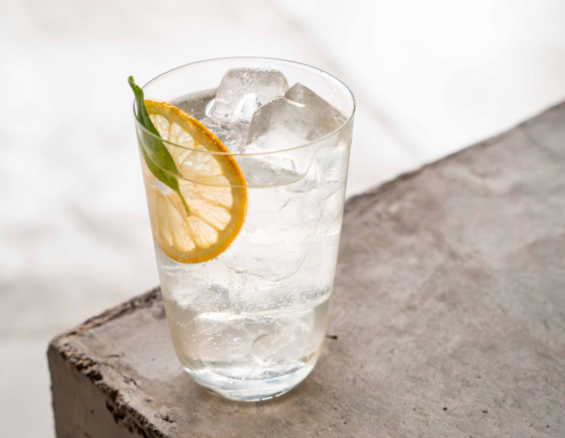 Pear Collins ph. Julie Couder Cocktail di Lubna Milano