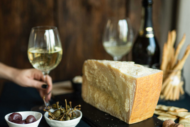 bollicine-con-il-parmigiano-reggiano