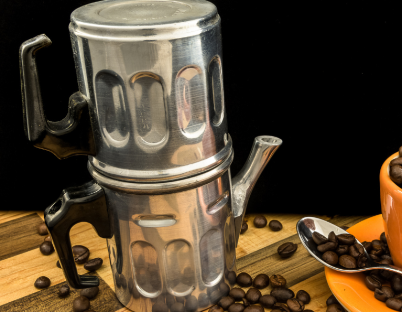 cuccumella-caffettiera-napoletana-storia-differenze-moka-sapore-tempo
