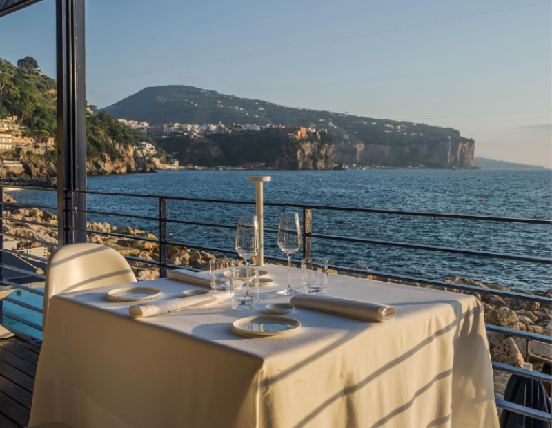 emmanuel-scotti-maxi-hotel-capo-la-gala-vico-equense