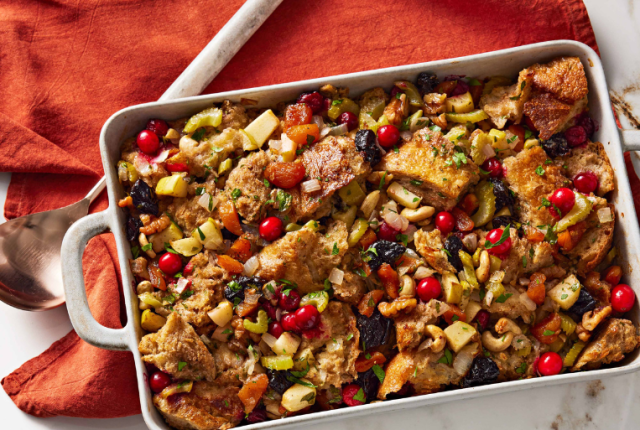 farcia-di-pane-frutta-e-noci-di-martha-stewart