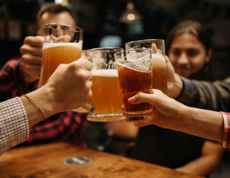 londra-pub-bere-in-piedi-polemica