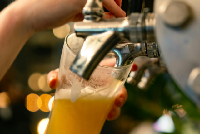 perche-si-dice-birra-alla-spina-significato-origine-storia