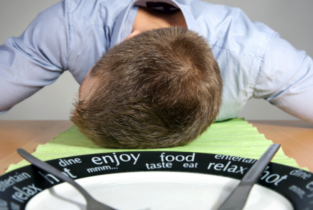 perche-viene-sonno-dopo-mangiato