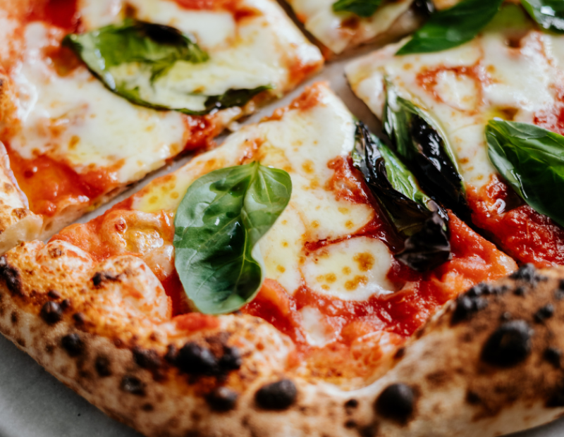 prezzo-pizza-bibita-aumenti-italia-palermo-napoli
