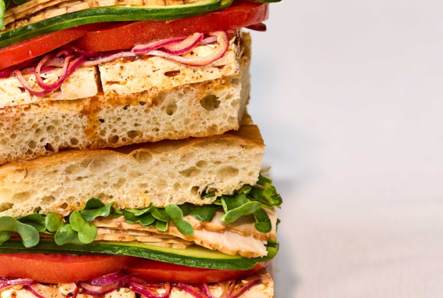 sandwich-con-feta-marinata