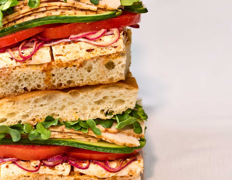 sandwich-con-feta-marinata