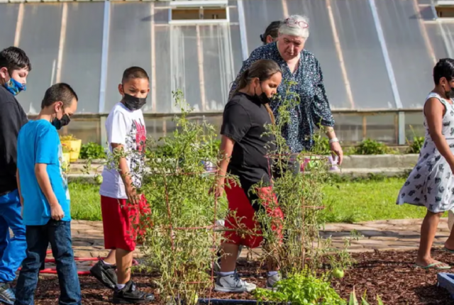 scuola-nativi-americani-umonhon-nation-cibo-tradizionale