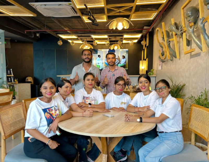 sheroes-hangout-caffe-sopravvissute-attacchi-acido-india