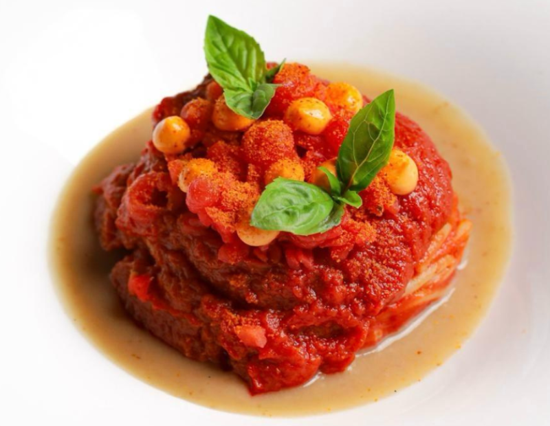 spaghettone-salsa-di-pane-cafone-e-variazioni-di-pomodori