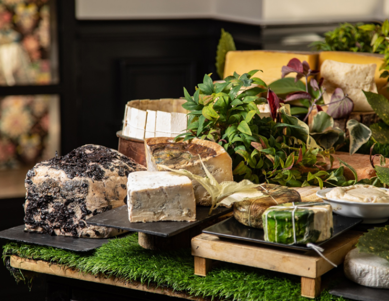 storia-carrello-formaggi-ristorante