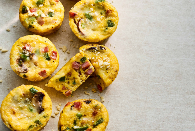 tortini-all-uovo-con-prosciutto-e-tre-formaggi