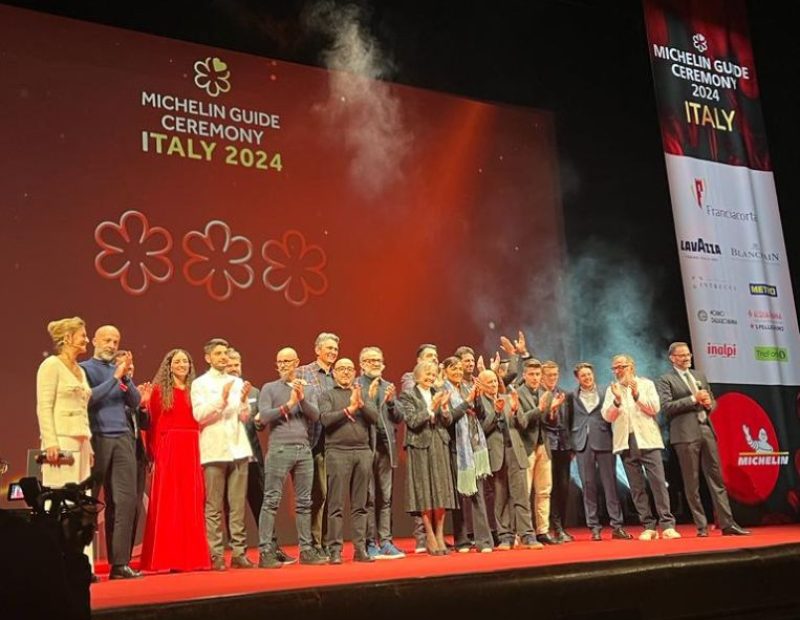 Guida Michelin 2024, l'Italia ha due nuovi tristellati • Food and Wine  Italia