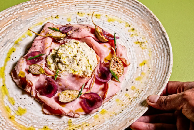 vitello-tonnato-parigi-successo-ristorazione-francese