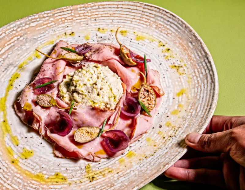 vitello-tonnato-parigi-successo-ristorazione-francese